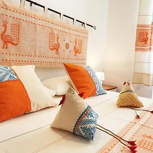  Bed & Breakfast Le Ginestre Italy