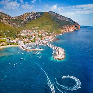  Bed & Breakfast Cala Luna Italy